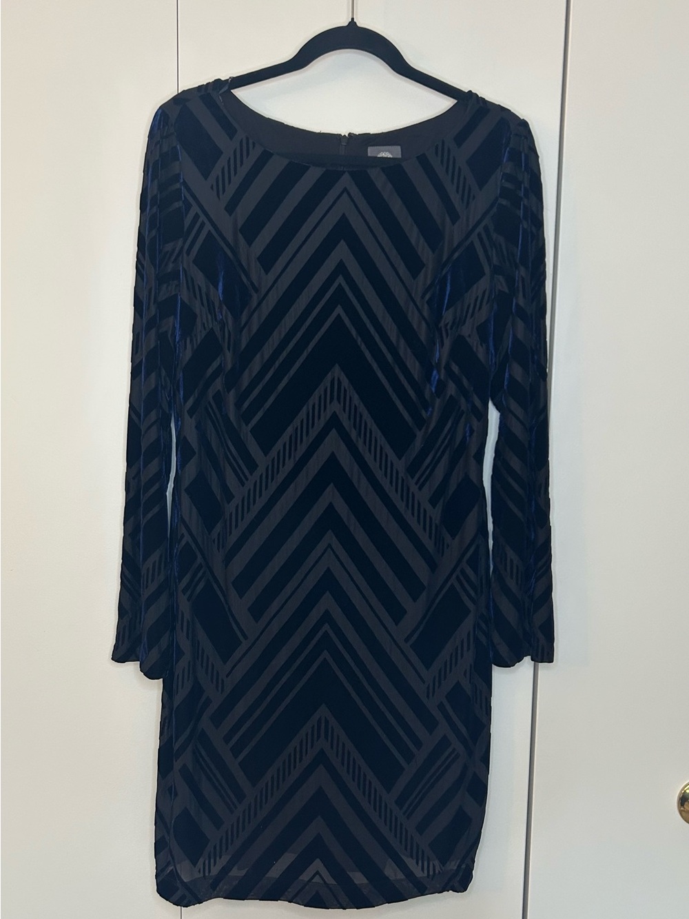 Vince Camuto Black Velvet Burnout Geometric Sheath Dress Long Sleeve Womens 14